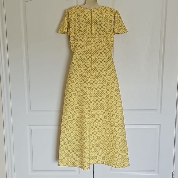 Vintage 1960s Custom-Made Women's Maxi Dress With Bell Short Sleeves Yellow Med - Picture 3 of 16
